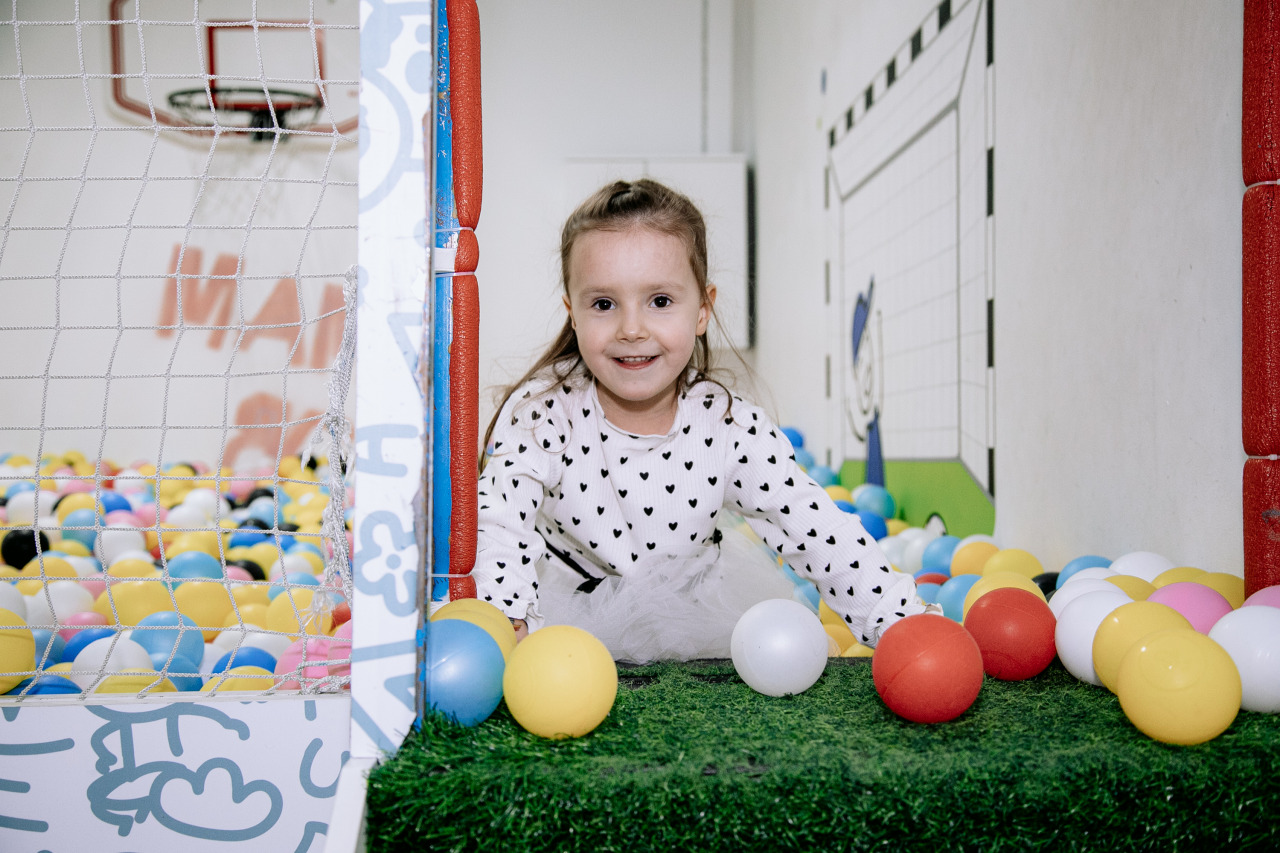 Фотограф в Минске - семейный, свадебный, репортажный фотограф. Фотосъёмка крещения, дня рождения, юбилея, венчания, корпоратива в Минске., фотография от 20.12.2025