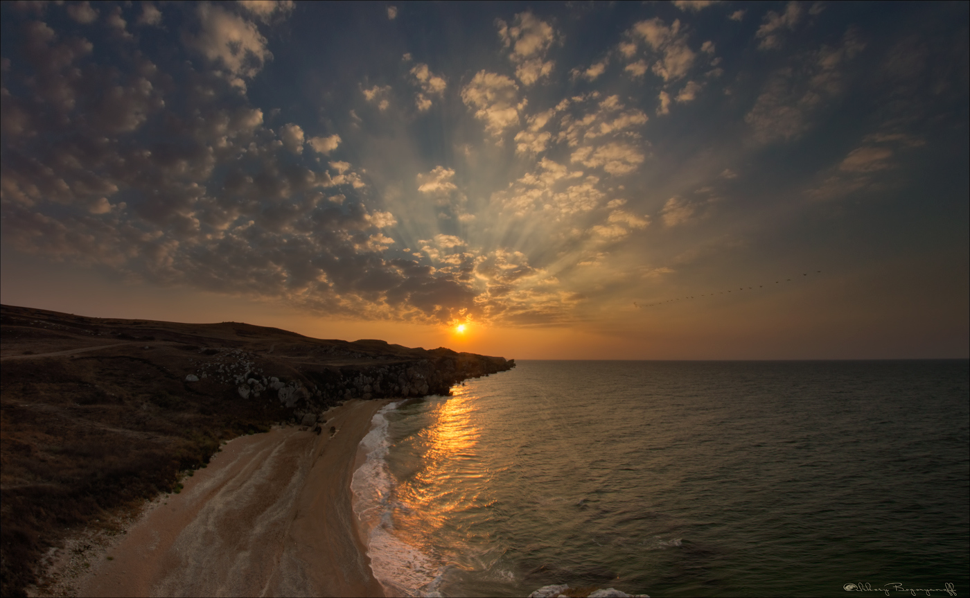Немного моря, тепла, закатов и лета... | Фотограф Алексей Богорянов | foto.by фото.бай