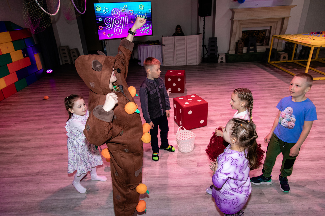 Фотограф в Минске - семейный, свадебный, репортажный фотограф. Фотосъёмка крещения, дня рождения, юбилея, венчания, корпоратива в Минске., фотография от 25.04.2026