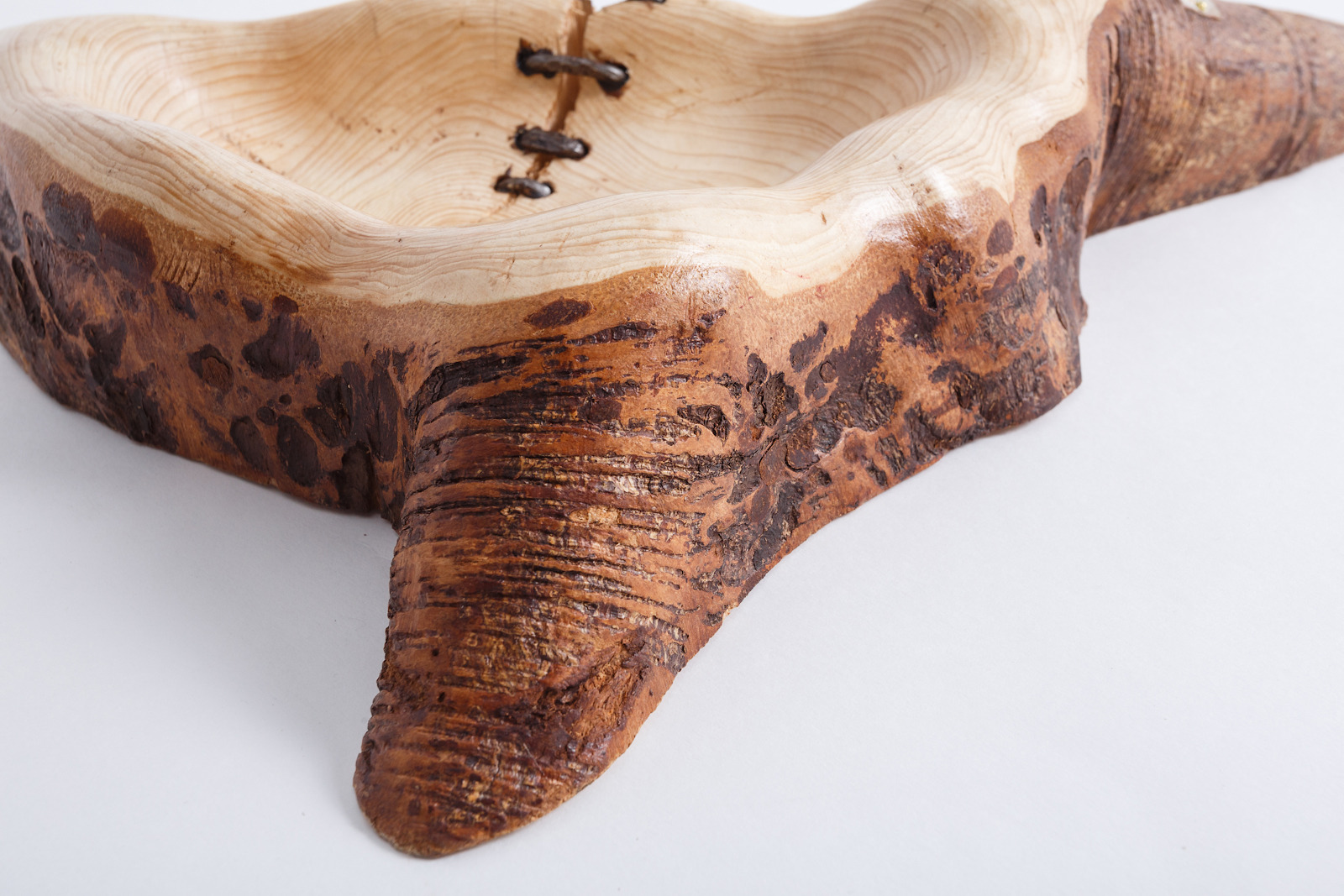Обучение фанеровщика художественных изделий из дерева: получите удостоверение и корочки