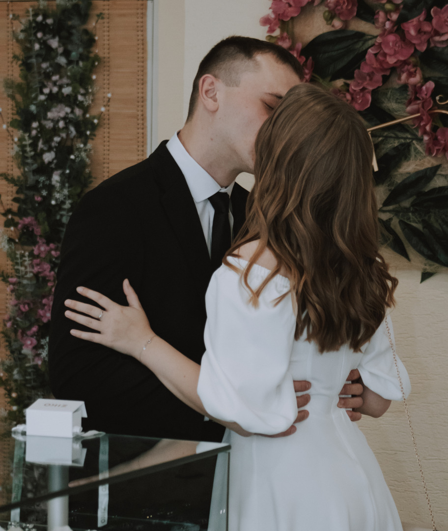 Фотограф по всей Беларуси — мероприятия, семейные фотосессии, love story, портретные, предметные съемки, фотография от 03.10.2025
