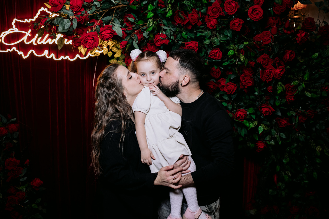 Фотограф в Минске - семейный, свадебный, репортажный фотограф. Фотосъёмка крещения, дня рождения, юбилея, венчания, корпоратива в Минске., фотография от 17.02.2026