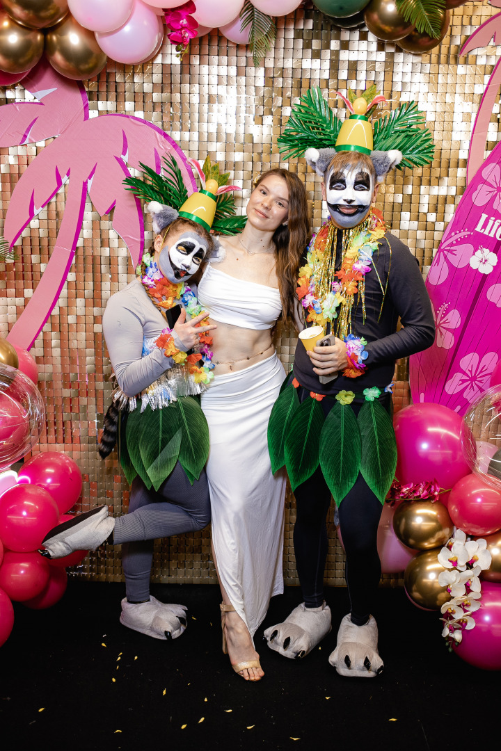 Фотограф в Минске - семейный, свадебный, репортажный фотограф. Фотосъёмка крещения, дня рождения, юбилея, венчания, корпоратива в Минске., фотография от 23.12.2025