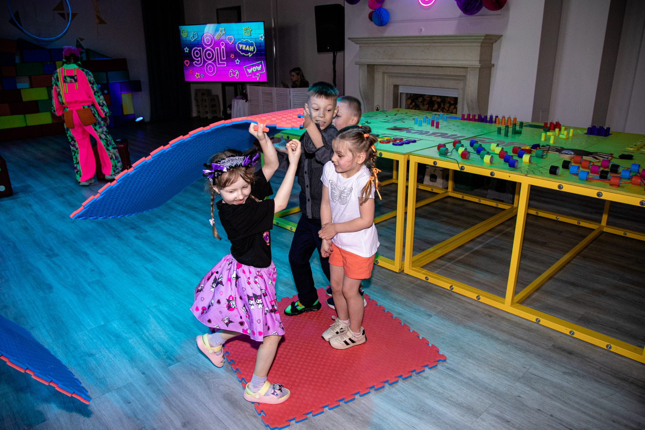 Фотограф в Минске - семейный, свадебный, репортажный фотограф. Фотосъёмка крещения, дня рождения, юбилея, венчания, корпоратива в Минске., фотография от 25.04.2026