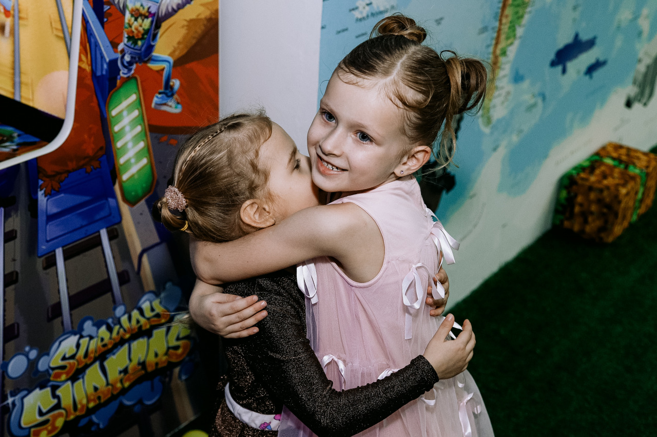 Фотограф в Минске - семейный, свадебный, репортажный фотограф. Фотосъёмка крещения, дня рождения, юбилея, венчания, корпоратива в Минске., фотография от 20.12.2025