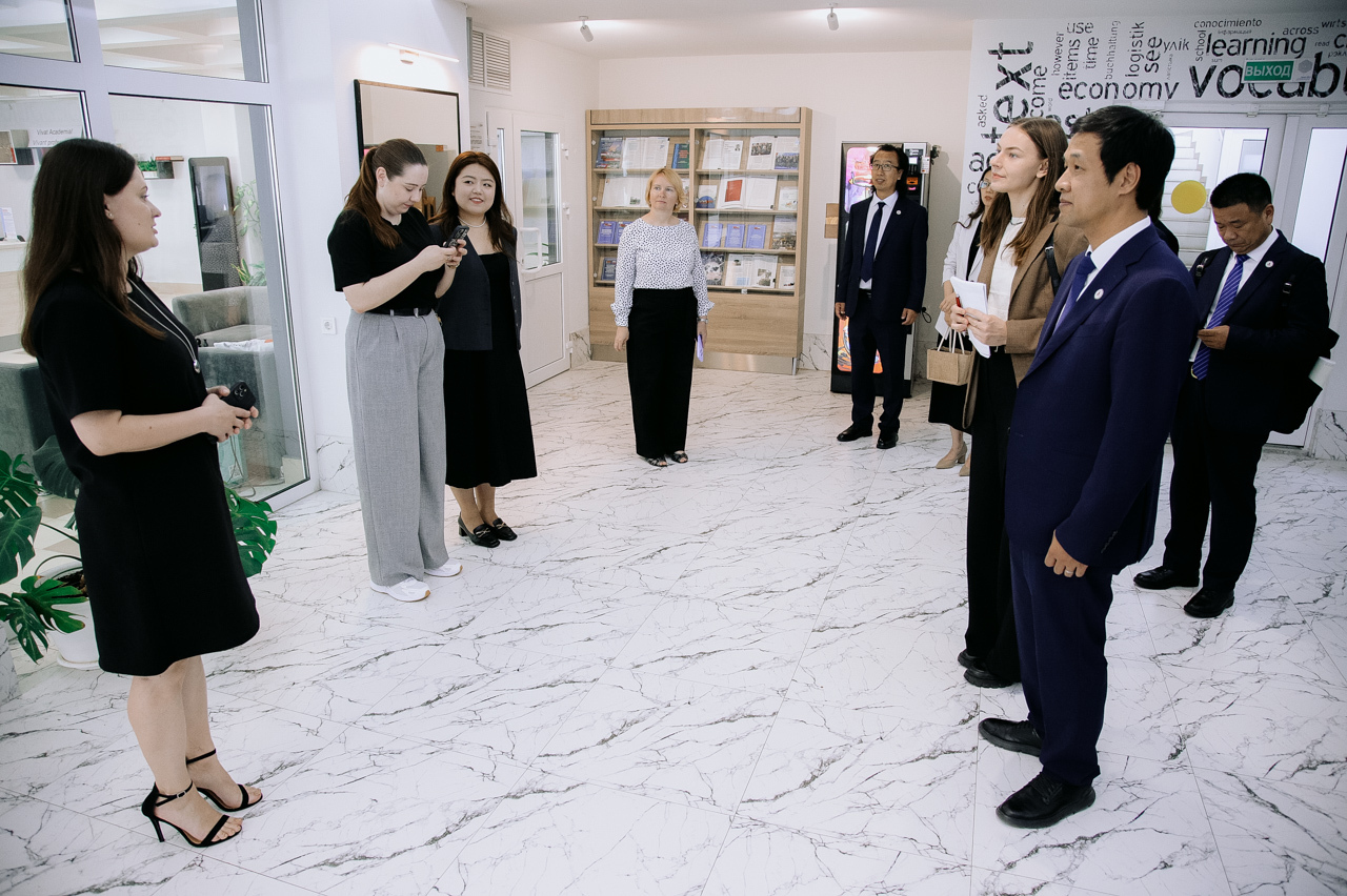 Фотограф в Минске - семейный, свадебный, репортажный фотограф. Фотосъёмка крещения, дня рождения, юбилея, венчания, корпоратива в Минске., фотография от 09.07.2025