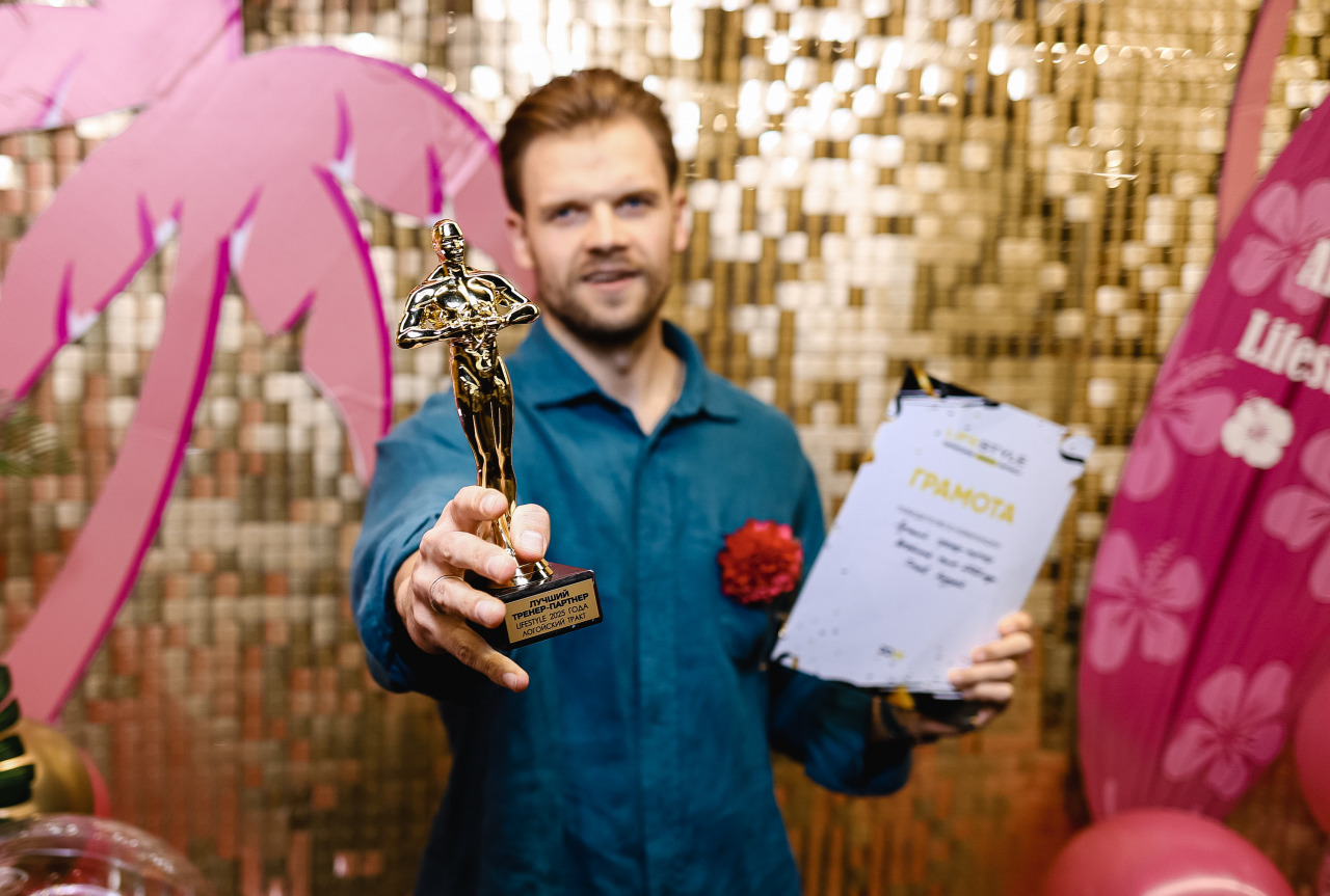 Фотограф в Минске - семейный, свадебный, репортажный фотограф. Фотосъёмка крещения, дня рождения, юбилея, венчания, корпоратива в Минске., фотография от 23.12.2025