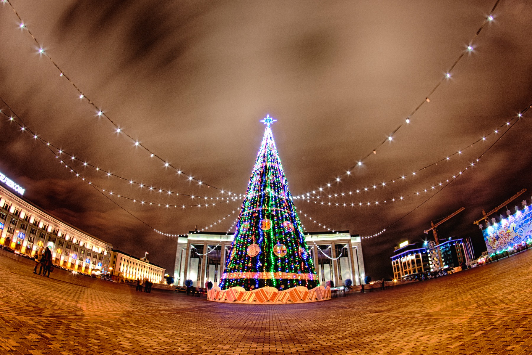 Kastryčnickaja plošča (Minsk) (HDR) | Фотограф Антон Талашкa | foto.by фото.бай