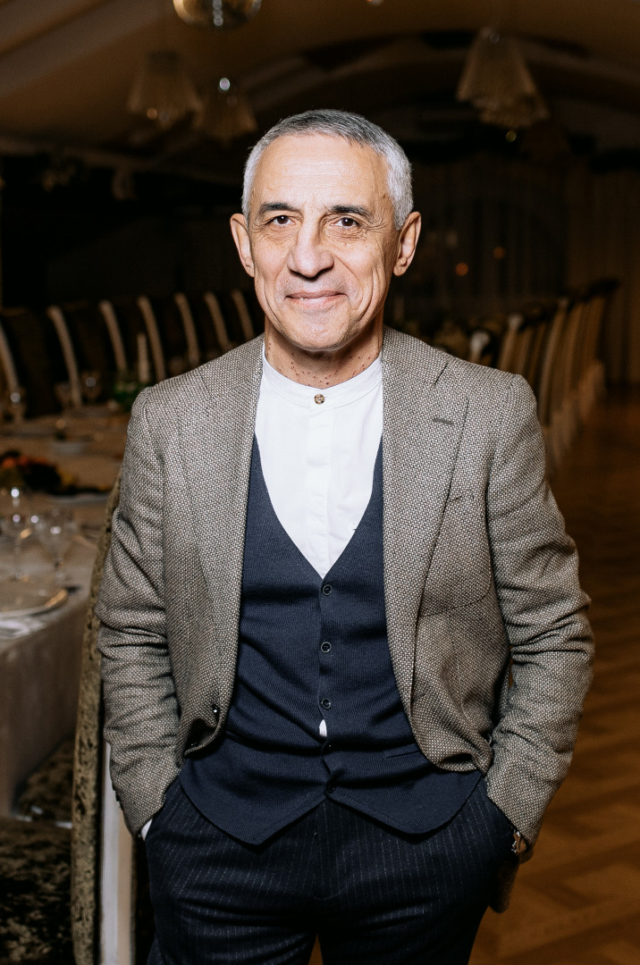 Фотограф в Минске - семейный, свадебный, репортажный фотограф. Фотосъёмка крещения, дня рождения, юбилея, венчания, корпоратива в Минске., фотография от 26.11.2025