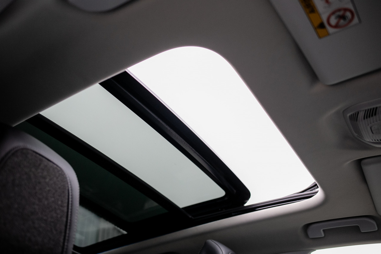 Фотограф в Минске - семейный, свадебный, репортажный фотограф. Фотосъёмка крещения, дня рождения, юбилея, венчания, корпоратива в Минске., фотография от 10.11.2025