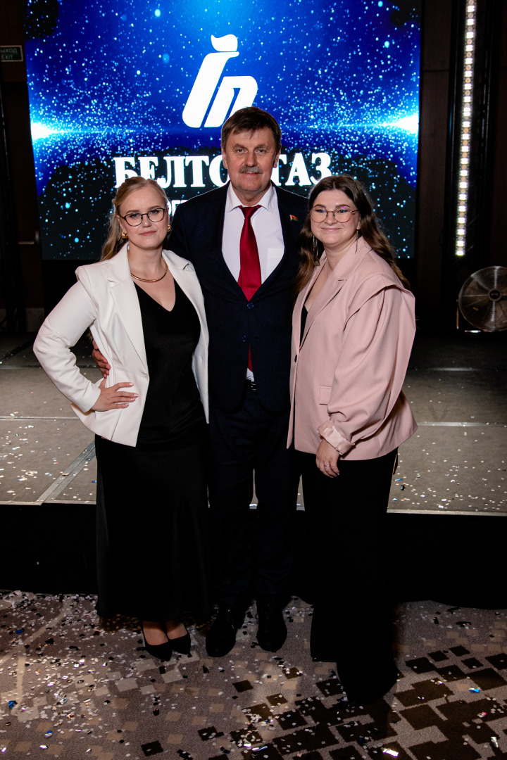 Фотограф в Минске - семейный, свадебный, репортажный фотограф. Фотосъёмка крещения, дня рождения, юбилея, венчания, корпоратива в Минске., фотография от 25.09.2025