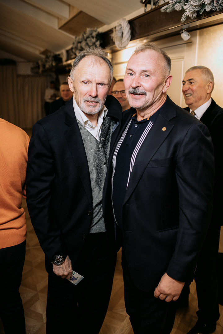 Фотограф в Минске - семейный, свадебный, репортажный фотограф. Фотосъёмка крещения, дня рождения, юбилея, венчания, корпоратива в Минске., фотография от 26.11.2025