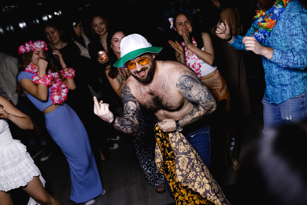 Фотограф в Минске - семейный, свадебный, репортажный фотограф. Фотосъёмка крещения, дня рождения, юбилея, венчания, корпоратива в Минске., фотография от 23.12.2025