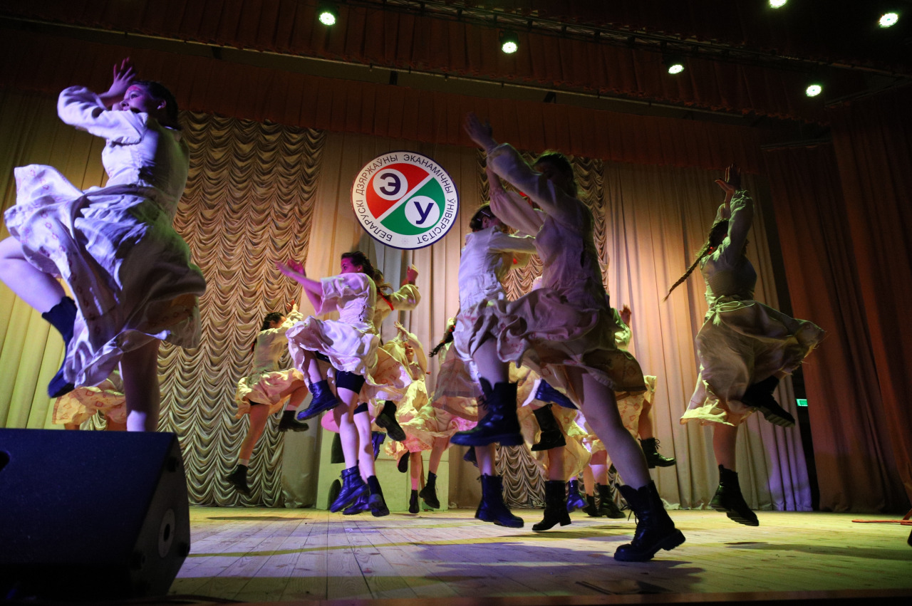 Фотограф в Минске - семейный, свадебный, репортажный фотограф. Фотосъёмка крещения, дня рождения, юбилея, венчания, корпоратива в Минске., фотография от 25.04.2026