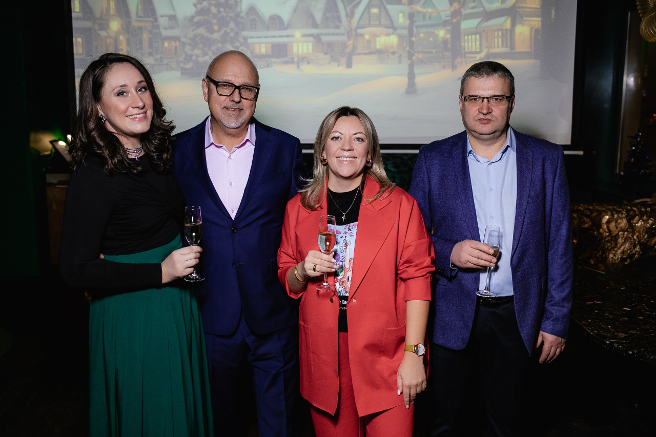 Фотограф в Минске - семейный, свадебный, репортажный фотограф. Фотосъёмка крещения, дня рождения, юбилея, венчания, корпоратива в Минске., фотография от 11.12.2025