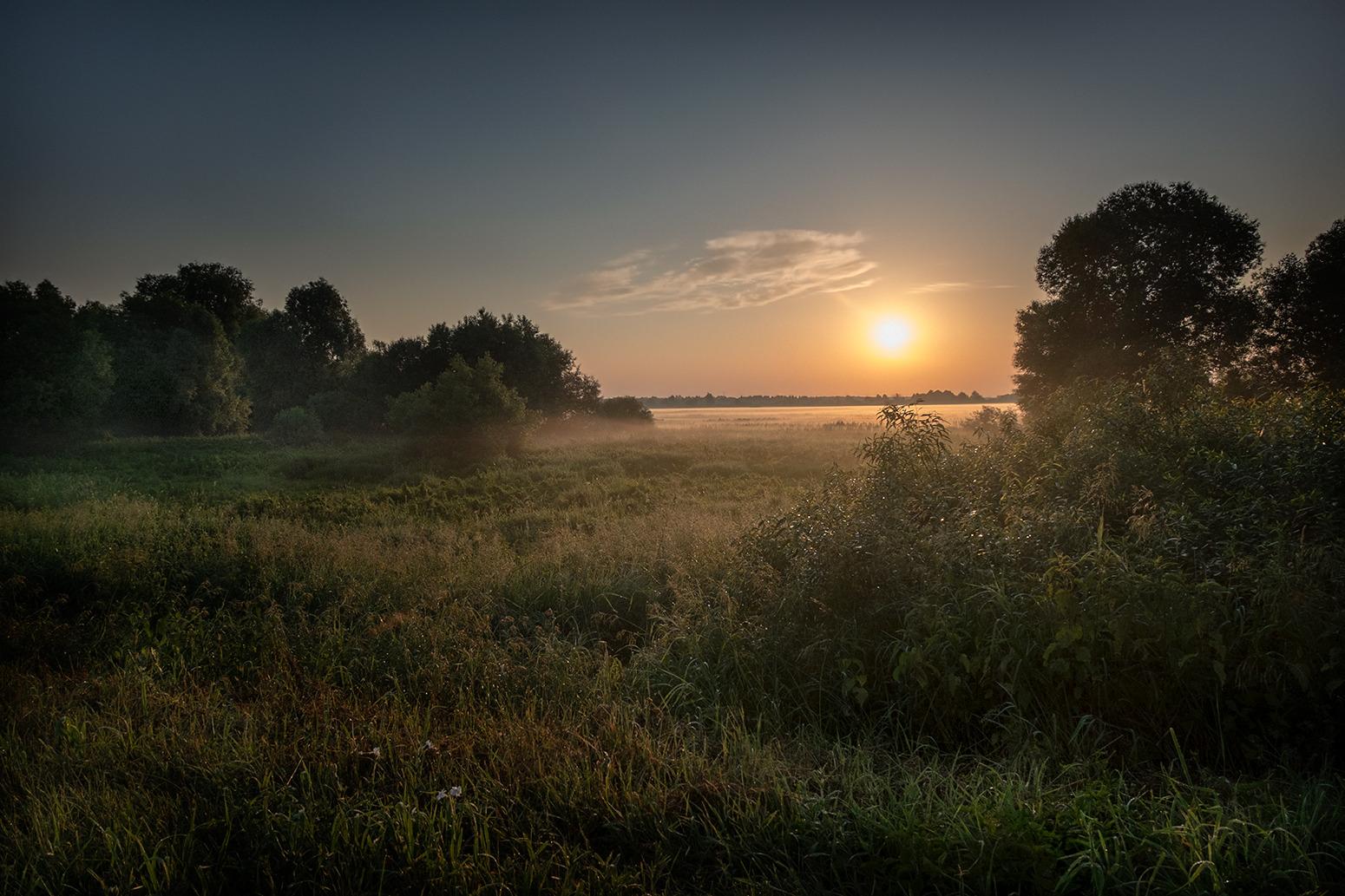 Восход за городом | Фотограф Александр Шатохин | foto.by фото.бай