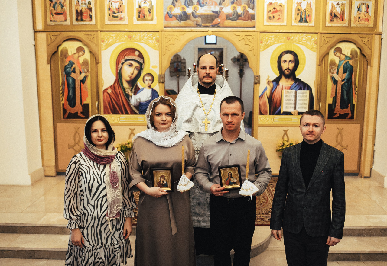 Фотограф в Минске - семейный, свадебный, репортажный фотограф. Фотосъёмка крещения, дня рождения, юбилея, венчания, корпоратива в Минске., фотография от 25.11.2025