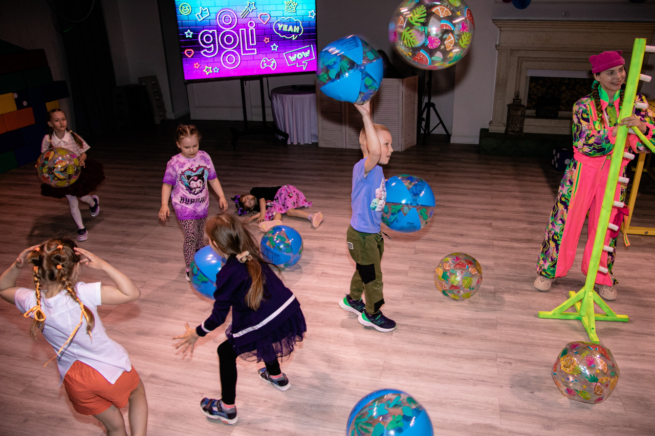 Фотограф в Минске - семейный, свадебный, репортажный фотограф. Фотосъёмка крещения, дня рождения, юбилея, венчания, корпоратива в Минске., фотография от 25.04.2026