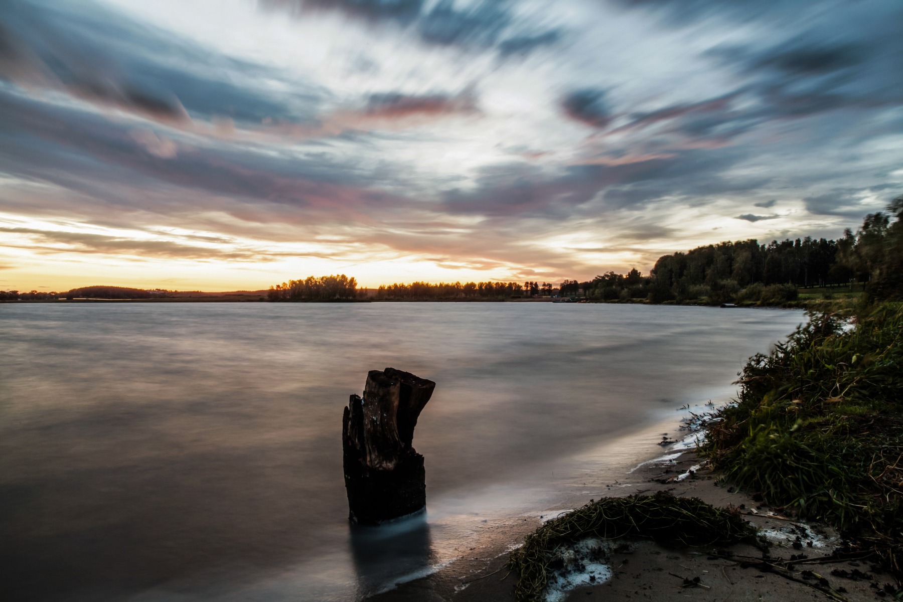 Озеро после заката | Фотограф Александр Чирик | foto.by фото.бай