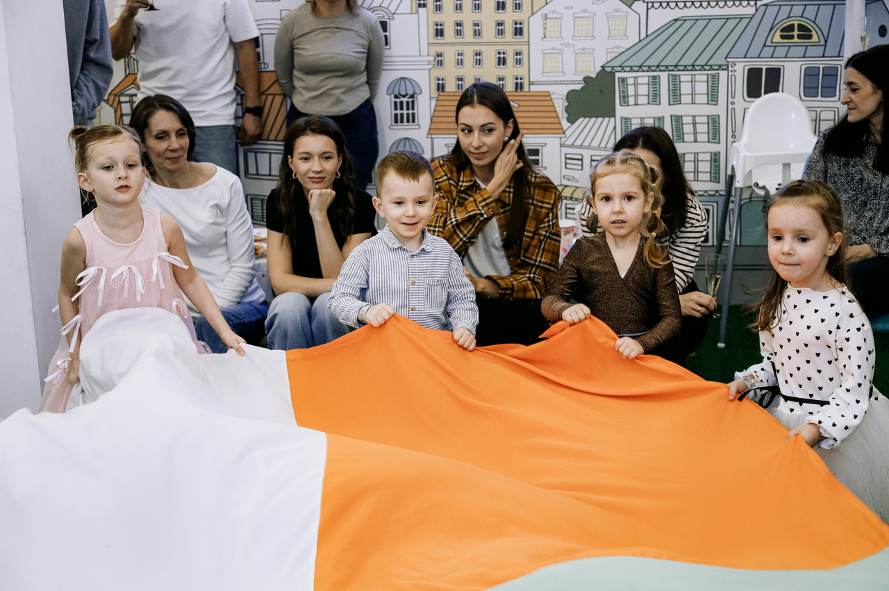 Фотограф в Минске - семейный, свадебный, репортажный фотограф. Фотосъёмка крещения, дня рождения, юбилея, венчания, корпоратива в Минске., фотография от 20.12.2025