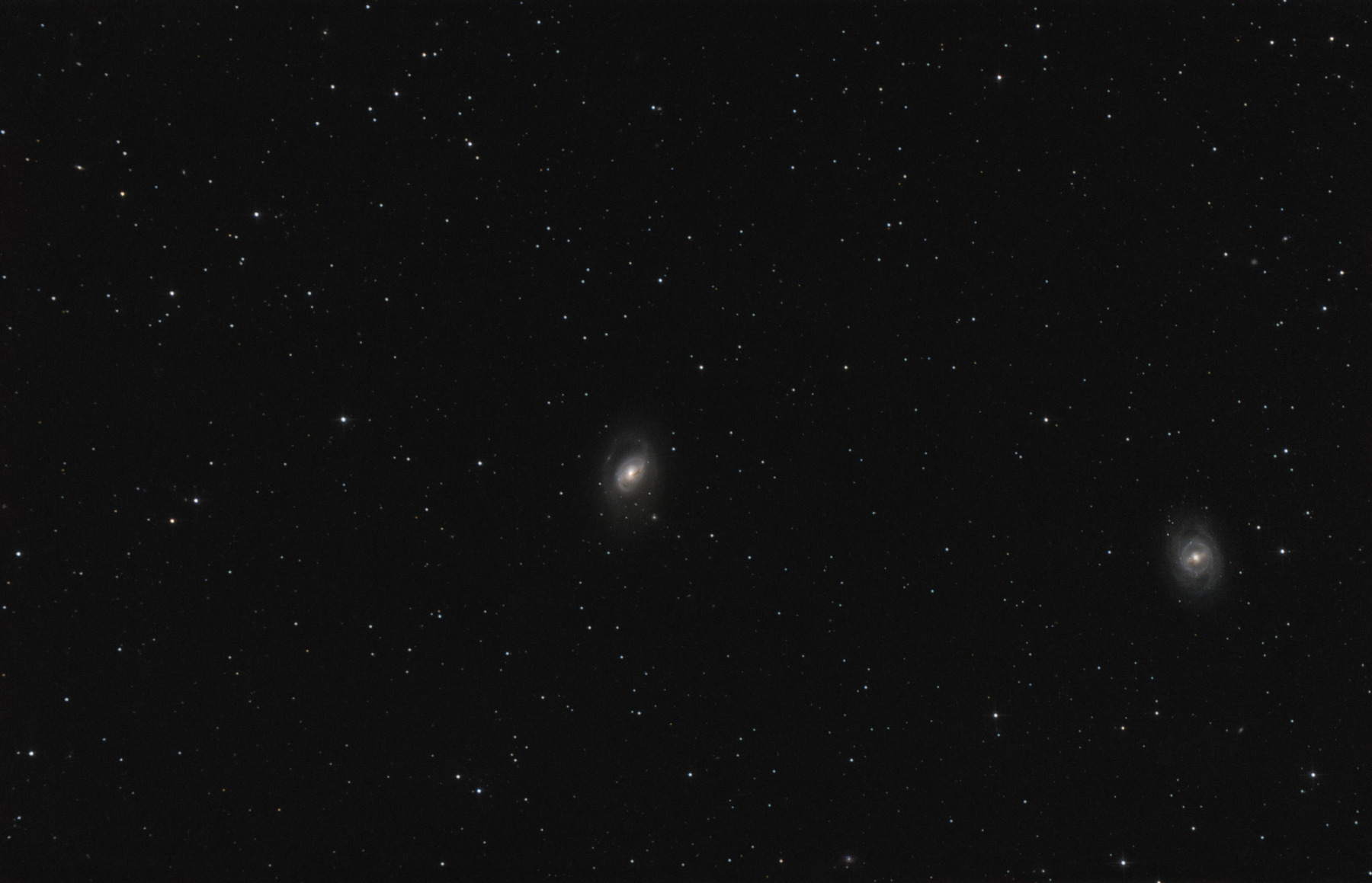 Галактики М95, М96 крупным планом | Фотограф Andrew Shokhan | foto.by фото.бай