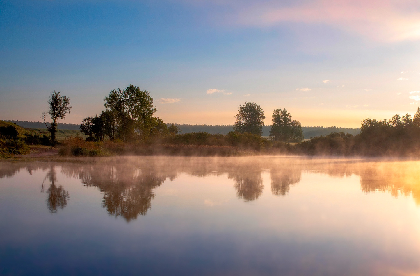 Рассвет у реки | foto.by фото.бай