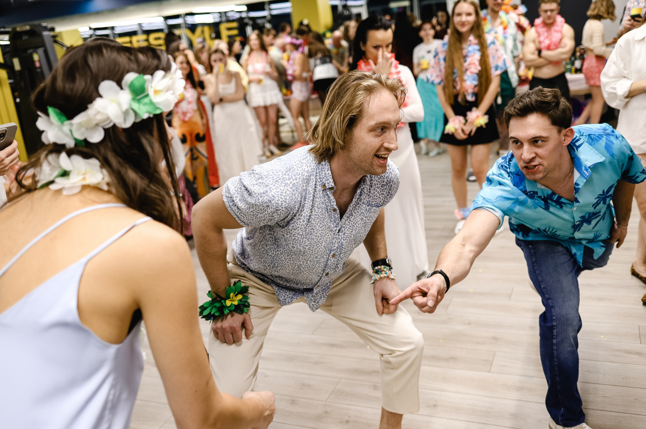 Фотограф в Минске - семейный, свадебный, репортажный фотограф. Фотосъёмка крещения, дня рождения, юбилея, венчания, корпоратива в Минске., фотография от 23.12.2025