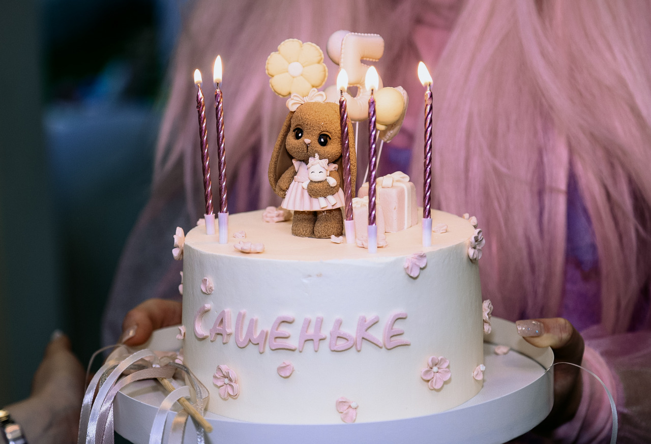 Фотограф в Минске - семейный, свадебный, репортажный фотограф. Фотосъёмка крещения, дня рождения, юбилея, венчания, корпоратива в Минске., фотография от 20.12.2025