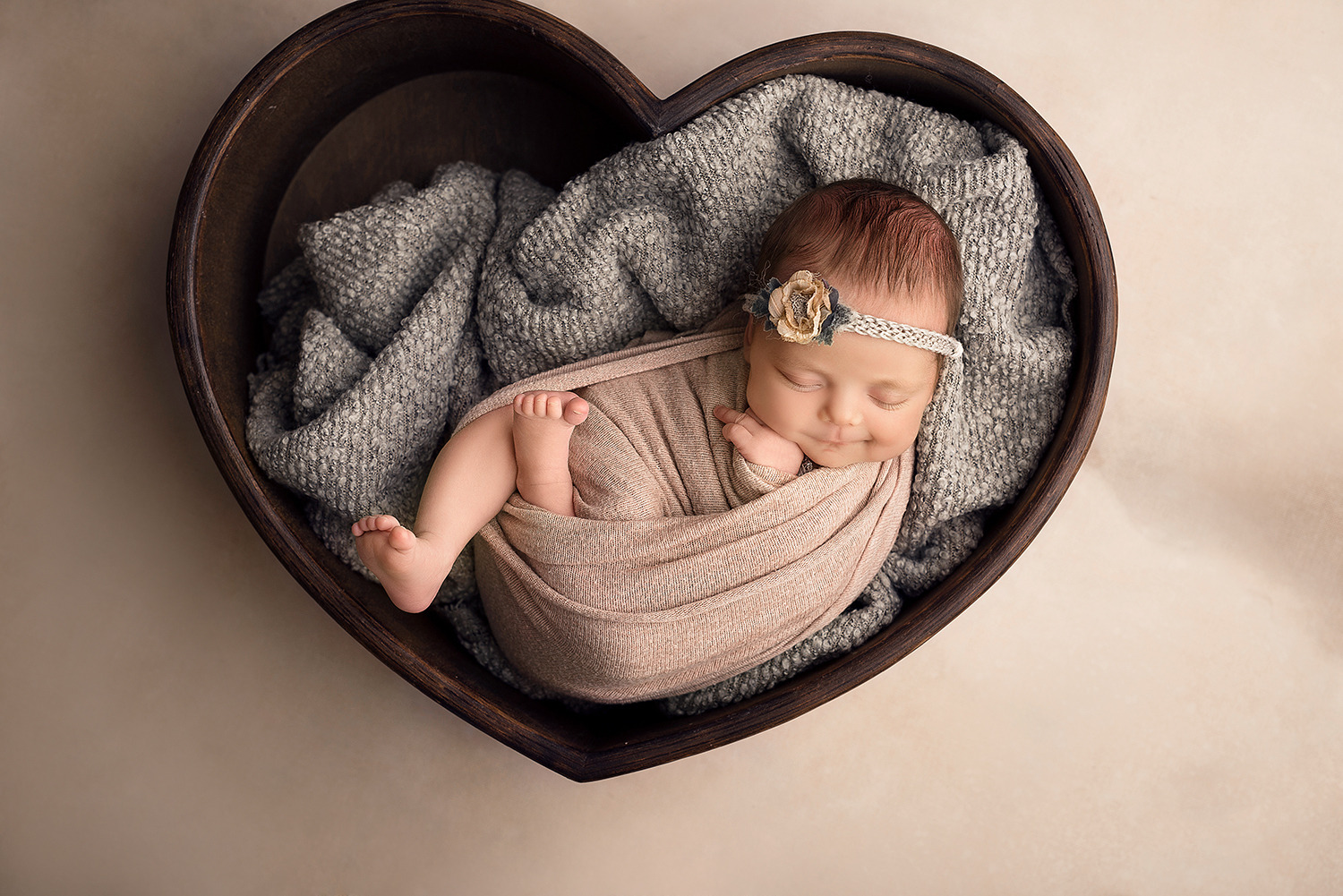 Фотограф Елена Прищепа - фотограф новорожденных в городе Слуцк, Минск, Старые Дороги, фотография от 02.11.2025