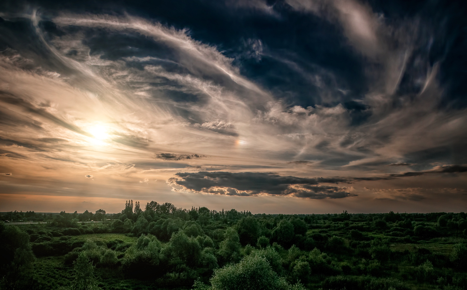 Огромное небо | Фотограф Александр Шатохин | foto.by фото.бай