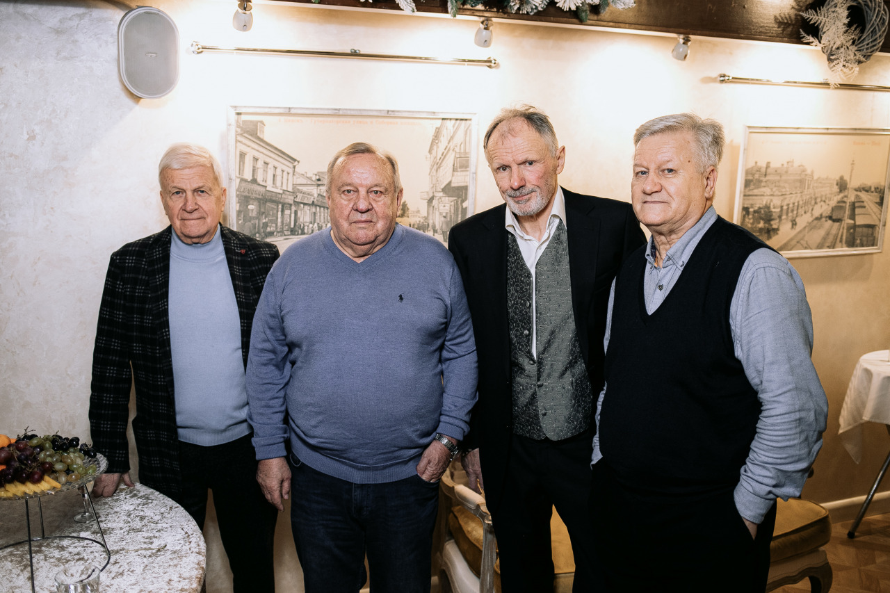 Фотограф в Минске - семейный, свадебный, репортажный фотограф. Фотосъёмка крещения, дня рождения, юбилея, венчания, корпоратива в Минске., фотография от 26.11.2025