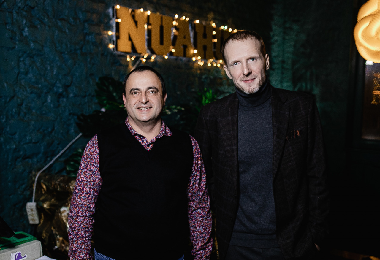 Фотограф в Минске - семейный, свадебный, репортажный фотограф. Фотосъёмка крещения, дня рождения, юбилея, венчания, корпоратива в Минске., фотография от 11.12.2025