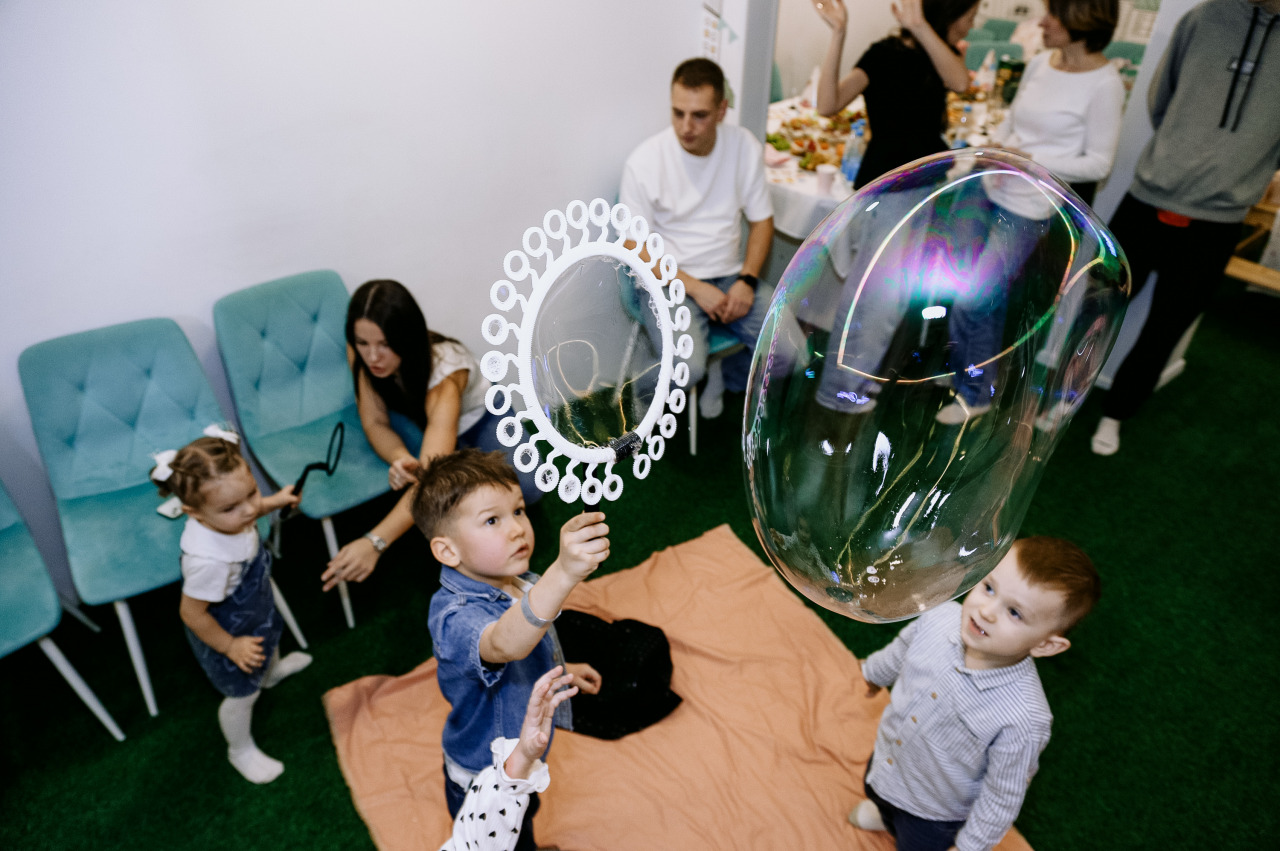 Фотограф в Минске - семейный, свадебный, репортажный фотограф. Фотосъёмка крещения, дня рождения, юбилея, венчания, корпоратива в Минске., фотография от 20.12.2025