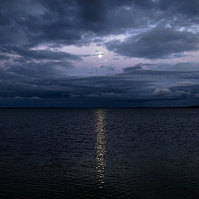 фотограф Павел Дамарад. Фотография "Ночь над Нарочью"