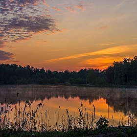 фотограф Дмитрий Бутвиловский. Фотография "20 минут до рыбалки, или рассвет на озере Бел"