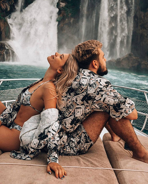 Фотограф Александра Черненко, фотография добавлена 30.11.2022