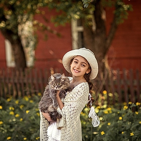 Ксюша и кошка | Фотограф Янина Гришкова | foto.by фото.бай