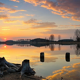 Закат над озером | Фотограф Валерий Козуб | foto.by фото.бай