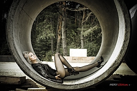 Девушка в кольце | Фотограф Loban Andrey | foto.by фото.бай