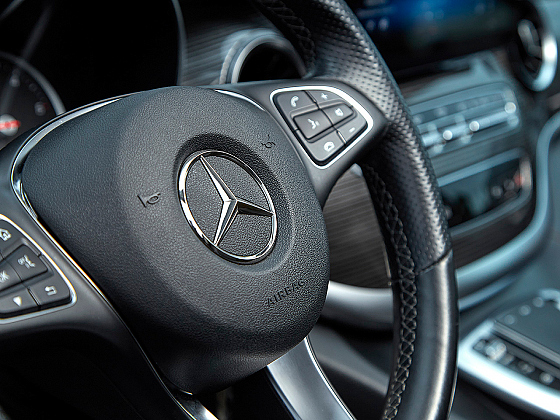 Фотограф Кирилл Подобед, фотография добавлена 16.10.2025