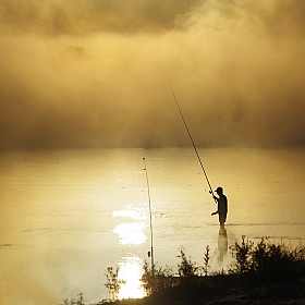 Рыбак и утро | Фотограф Сергей Шляга | foto.by фото.бай