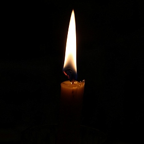 фотограф Грицовец Олег. Фотография "Пока не меркнет свет, пока горит свеча..."