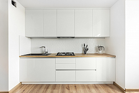 Белая кухня в квартире | Фотограф Андрей Казаченко | foto.by фото.бай