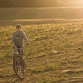 фотограф Максим Ю. Фотография "Мальчик на велосипеде"