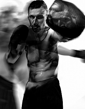 "MAN IN THE BOX" | Фотограф Павел Есипенко | foto.by фото.бай