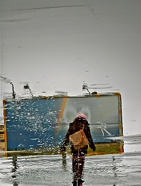 Девочка, которая любит ходить по лужам. | Фотограф Anton mrSpoke | foto.by фото.бай