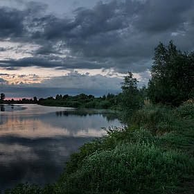 Приграничная река | Фотограф Александр Шатохин | foto.by фото.бай