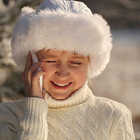 фотограф Надежда Пахомова. Фотография "Снегурочка у телефона..."