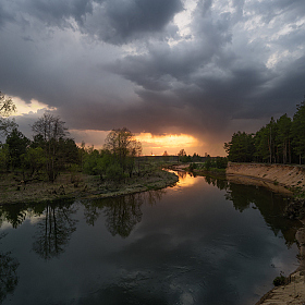 тревозный закат | Фотограф Виталий Полуэктов | foto.by фото.бай