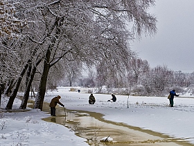 На зимней рыбалке | Фотограф Вiктар Стрыбук | foto.by фото.бай